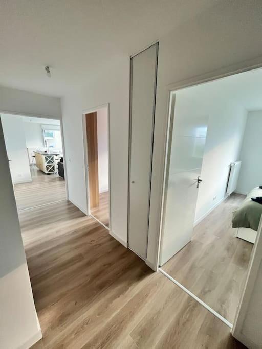 Superbe Appartement Neuf Dans Residence Familiale Aux Portes De Paris Avec Parking Ivry-sur-Seine Exterior photo
